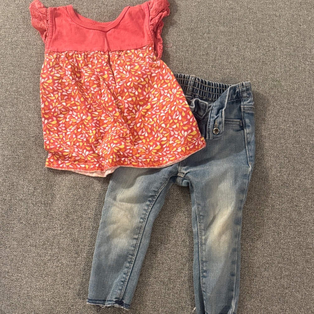 5/$15- Toddler Pink & Coral Floral Top with Light Wash Jeans